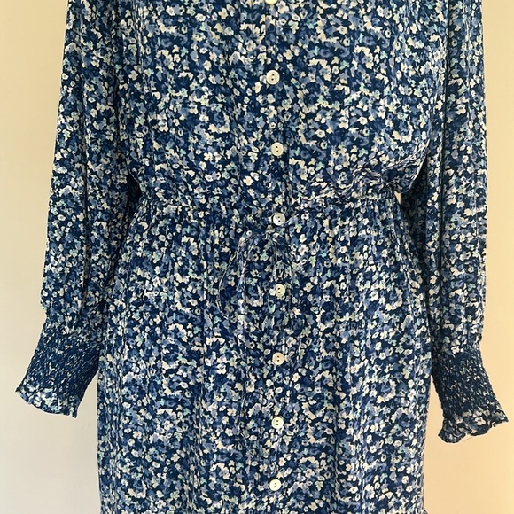 Rails Eliza Mini Dress Blue Floral Chrysanthemum Button New Size Small - Picture 9 of 11